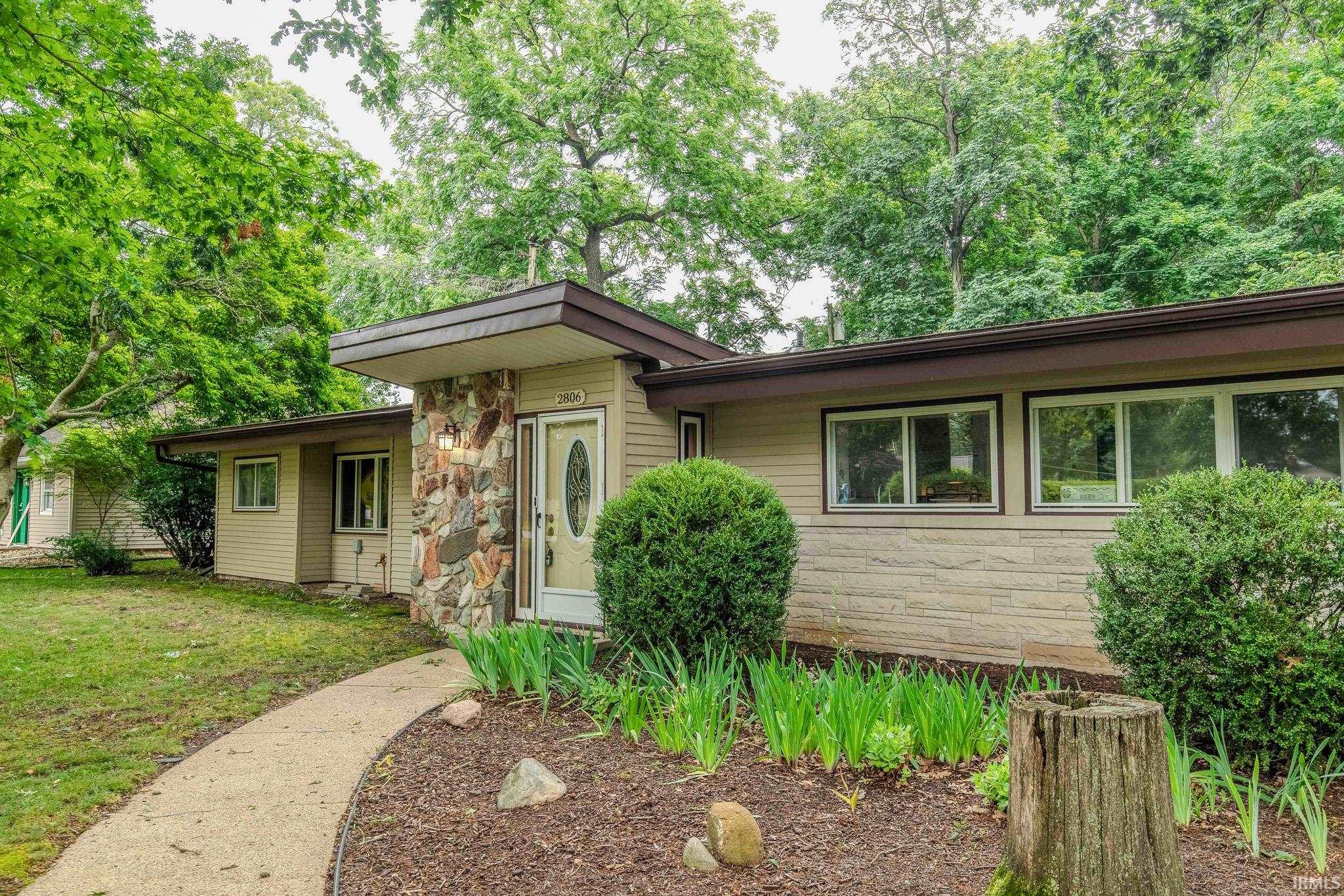 2806 Martin Manor Drive Goshen IN 46526