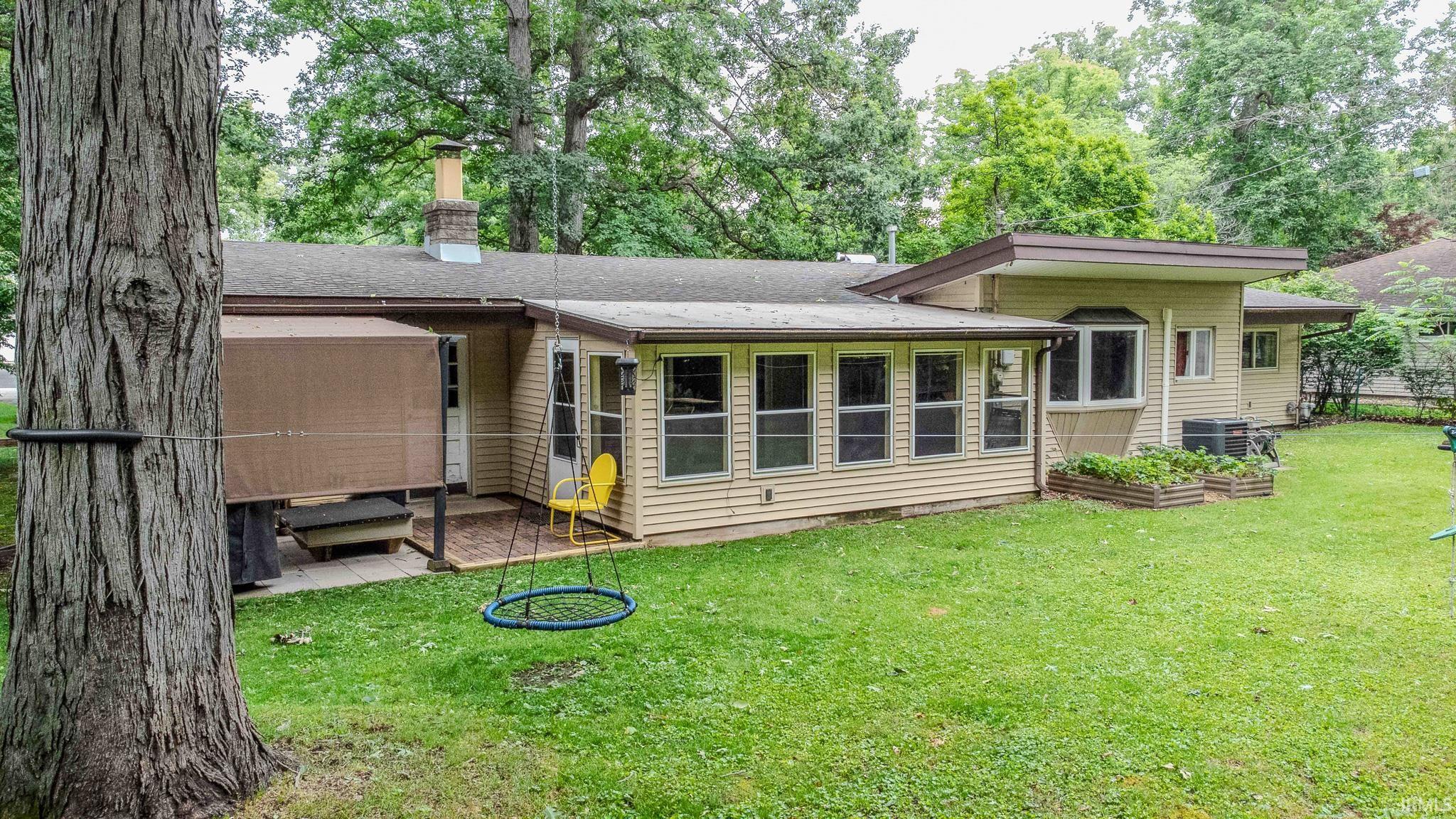 2806 Martin Manor Drive Goshen IN 46526