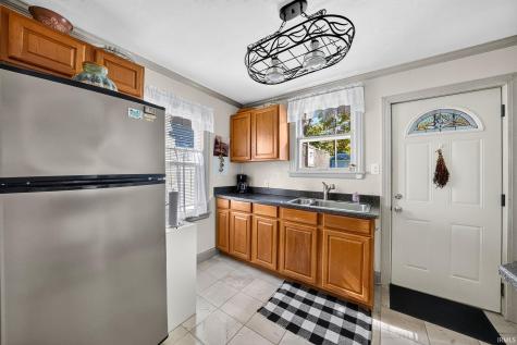 1018 Foster Street South Bend IN 46617