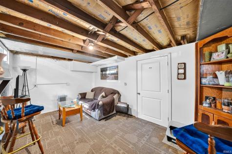 1018 Foster Street South Bend IN 46617
