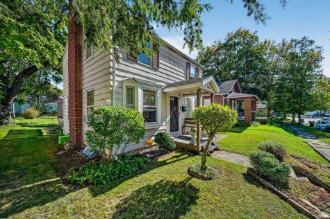 1018 Foster Street South Bend IN 46617