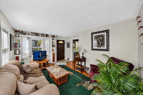 1018 Foster Street South Bend IN 46617