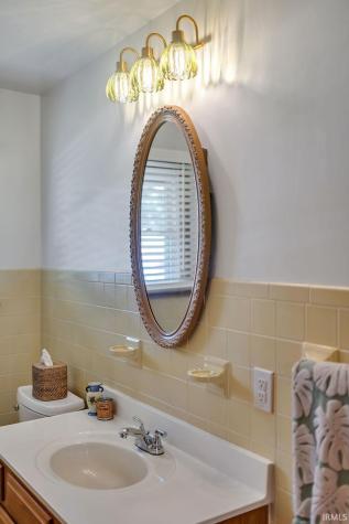 654 W Ladd Avenue Bloomington IN 47403