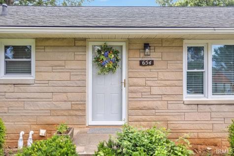 654 W Ladd Avenue Bloomington IN 47403