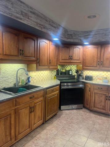 5268 E Country Club Road Logansport IN 46947
