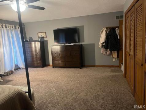 5268 E Country Club Road Logansport IN 46947