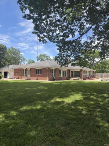 5268 E Country Club Road Logansport IN 46947