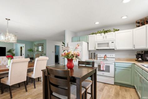 122 Caperiole Place Fort Wayne IN 46825