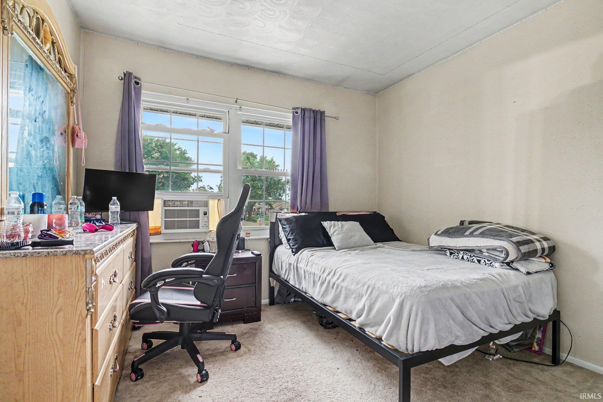 2421 E 5th Street Mishawaka IN 46544