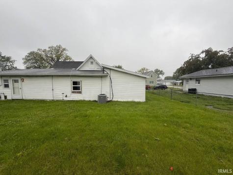 612 N Cherry Street Hartford City IN 47348