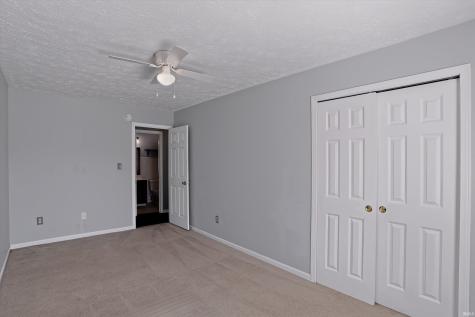 10689 Ashview Drive Fishers IN 46038