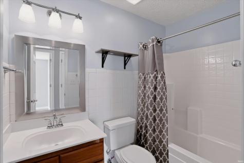 10689 Ashview Drive Fishers IN 46038