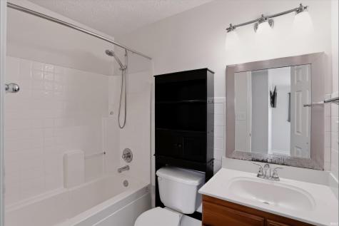 10689 Ashview Drive Fishers IN 46038