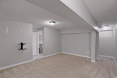 10689 Ashview Drive Fishers IN 46038