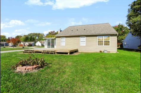 10689 Ashview Drive Fishers IN 46038