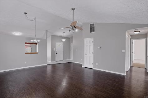10689 Ashview Drive Fishers IN 46038