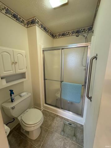 1728 Colonial Drive Rochester IN 46975