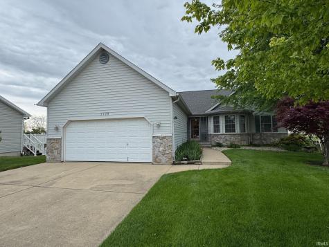 1728 Colonial Drive Rochester IN 46975