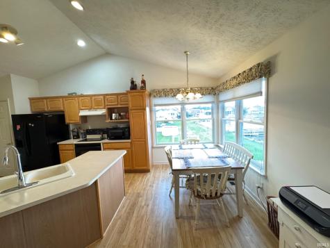1728 Colonial Drive Rochester IN 46975
