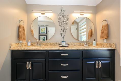 9626 Sea View Cove Fort Wayne IN 46835
