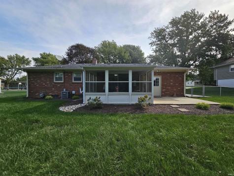303 Princeton Lane Logansport IN 46947
