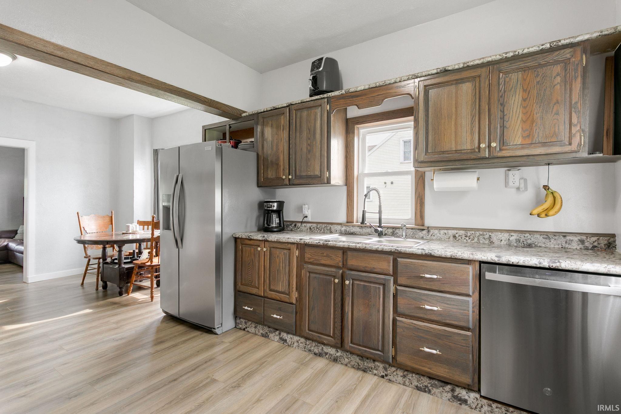 2111 W 6th Street Mishawaka IN 46544