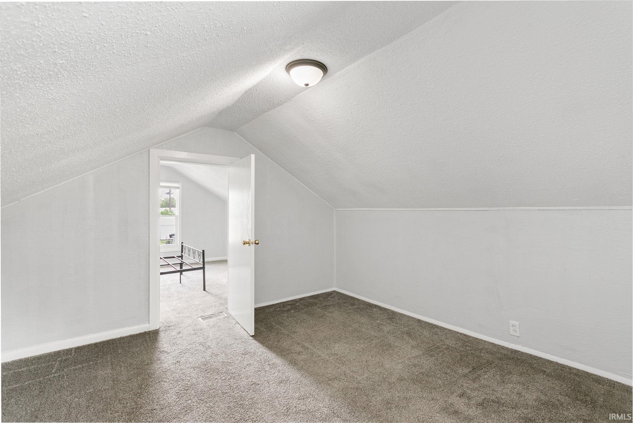 2111 W 6th Street Mishawaka IN 46544