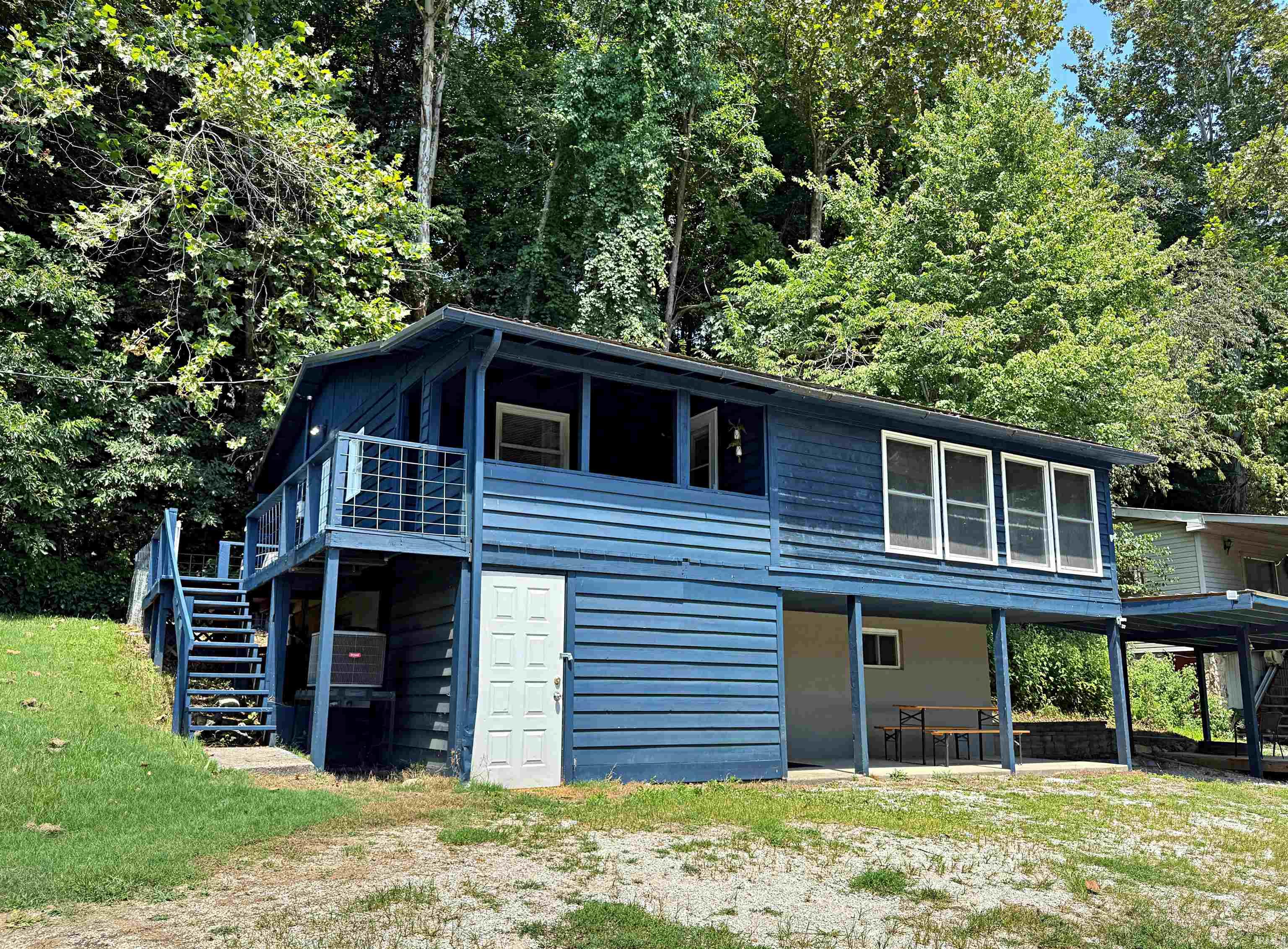 16073 Mcbride Bluff Road Shoals IN 47581