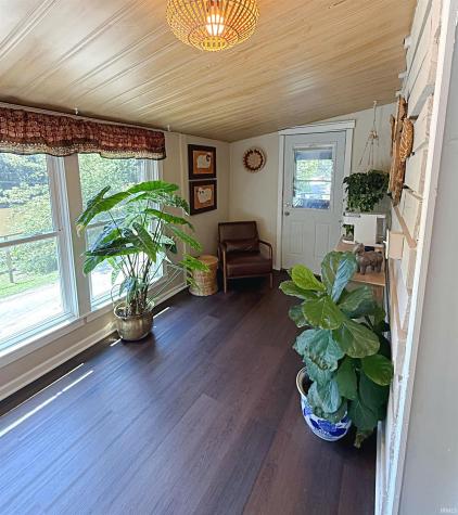 16073 Mcbride Bluff Road Shoals IN 47581