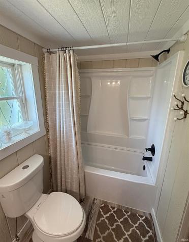 16073 Mcbride Bluff Road Shoals IN 47581