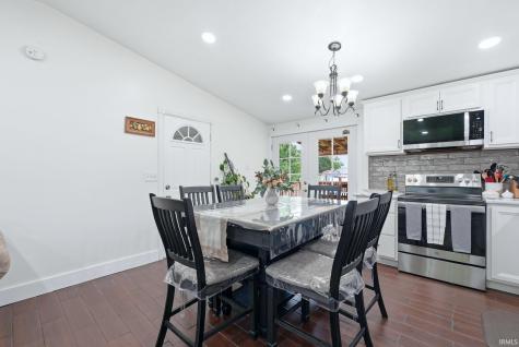 601 W Union Street Ligonier IN 46767