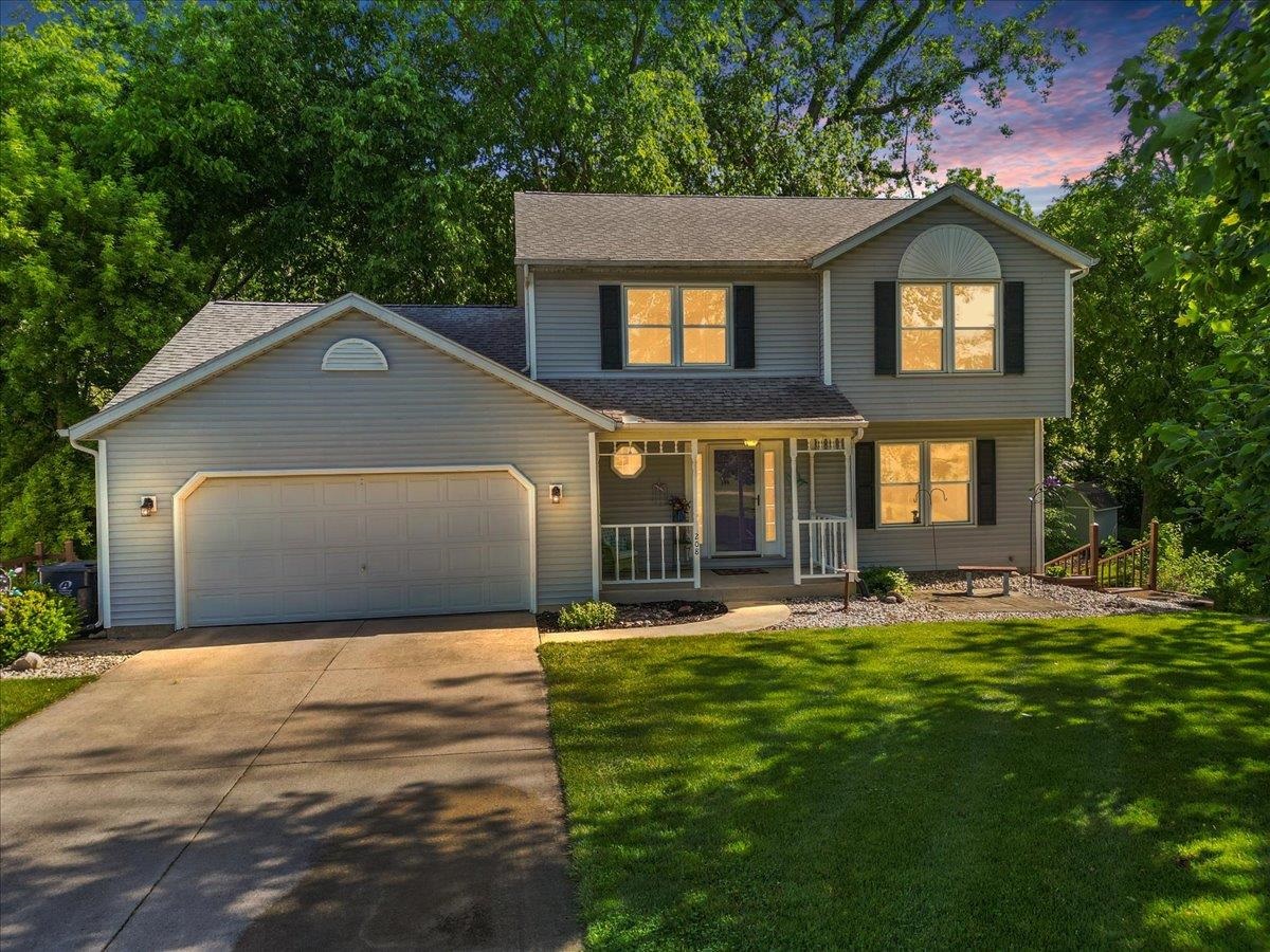 208 S East Ridge Drive North Warsaw IN 46582