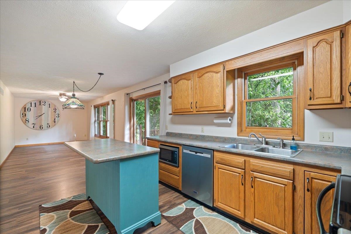208 S East Ridge Drive North Warsaw IN 46582
