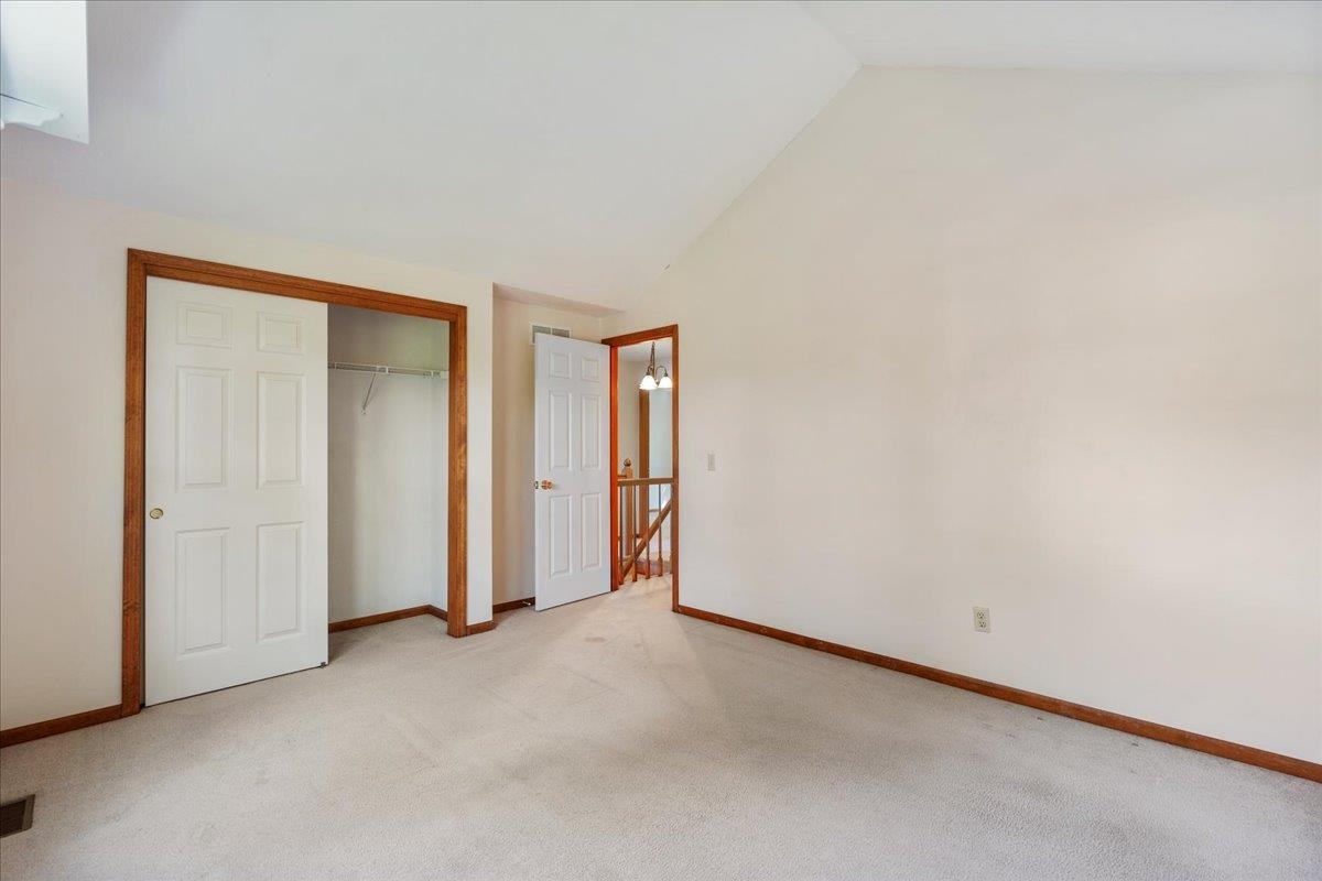 208 S East Ridge Drive North Warsaw IN 46582