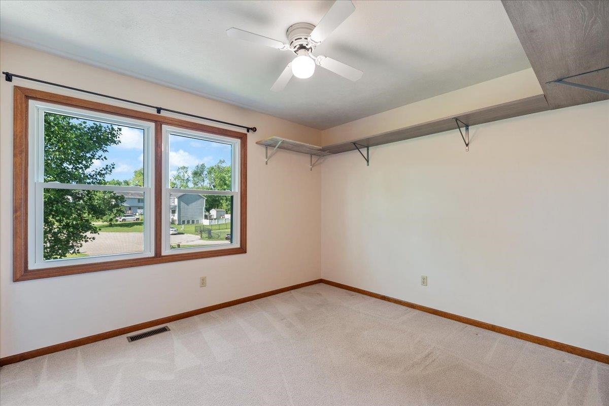 208 S East Ridge Drive North Warsaw IN 46582