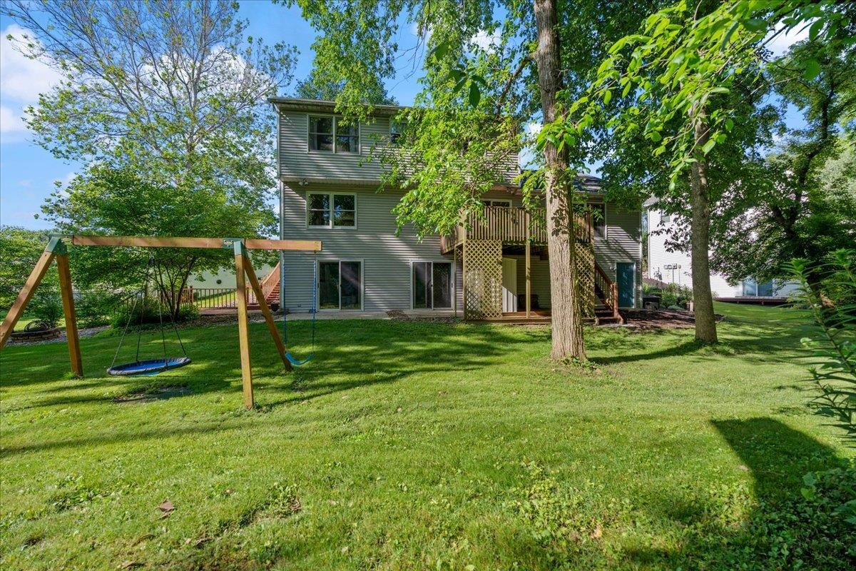 208 S East Ridge Drive North Warsaw IN 46582