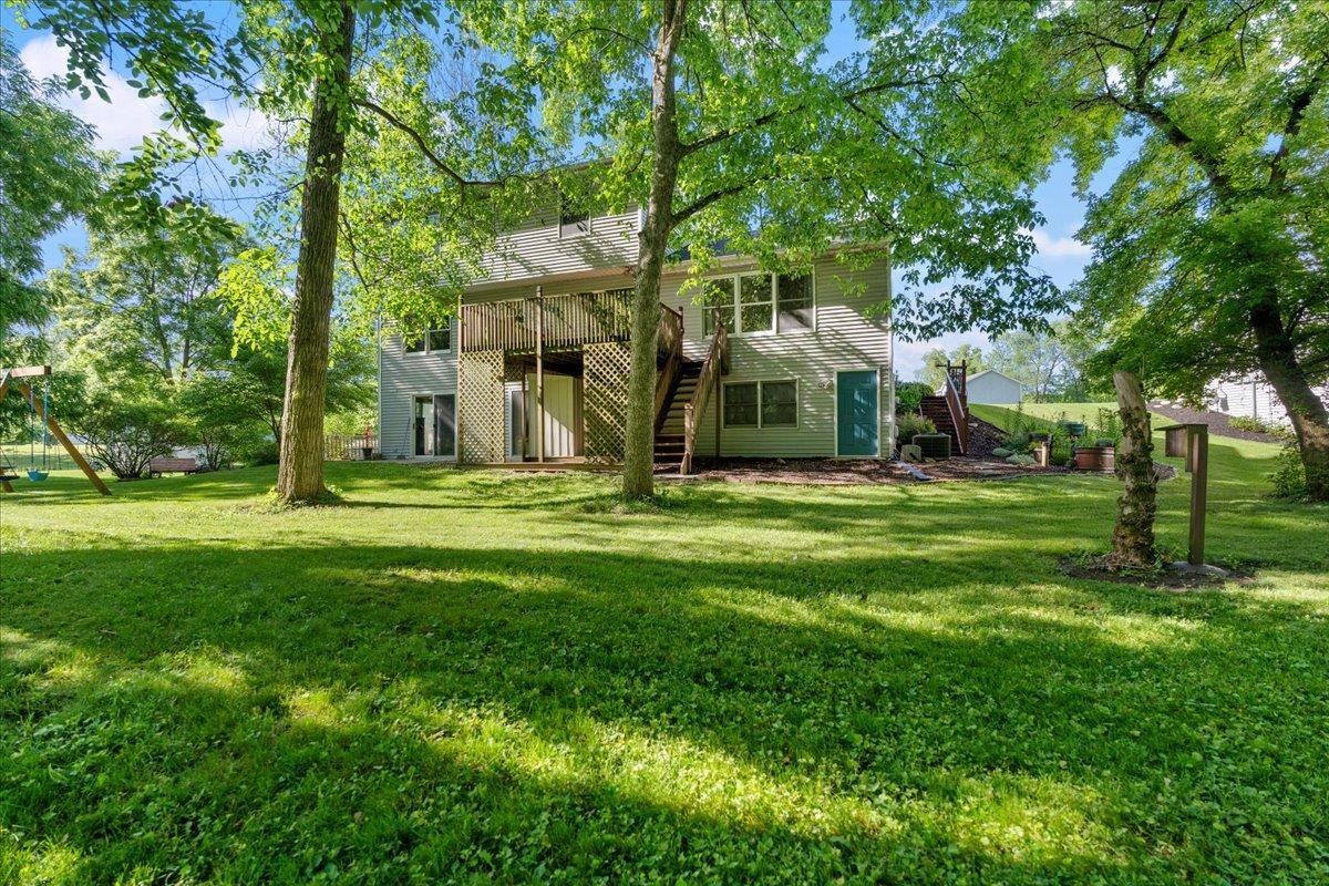 208 S East Ridge Drive North Warsaw IN 46582