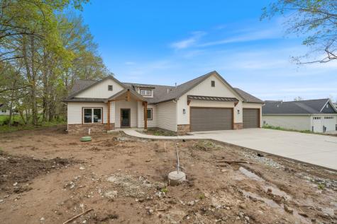 2252 Highlander Drive Warsaw IN 46580