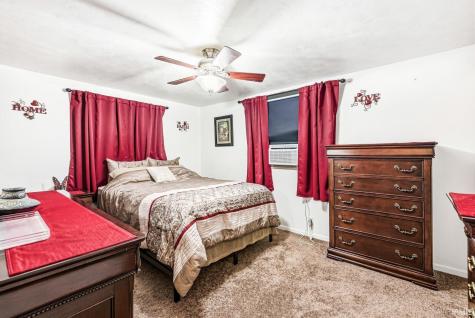 1810 Hass Drive South Bend IN 46635