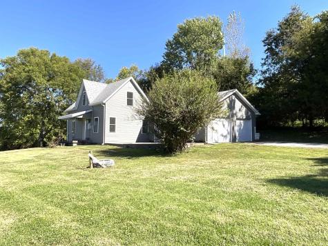 317 Center Street Worthington IN 47471