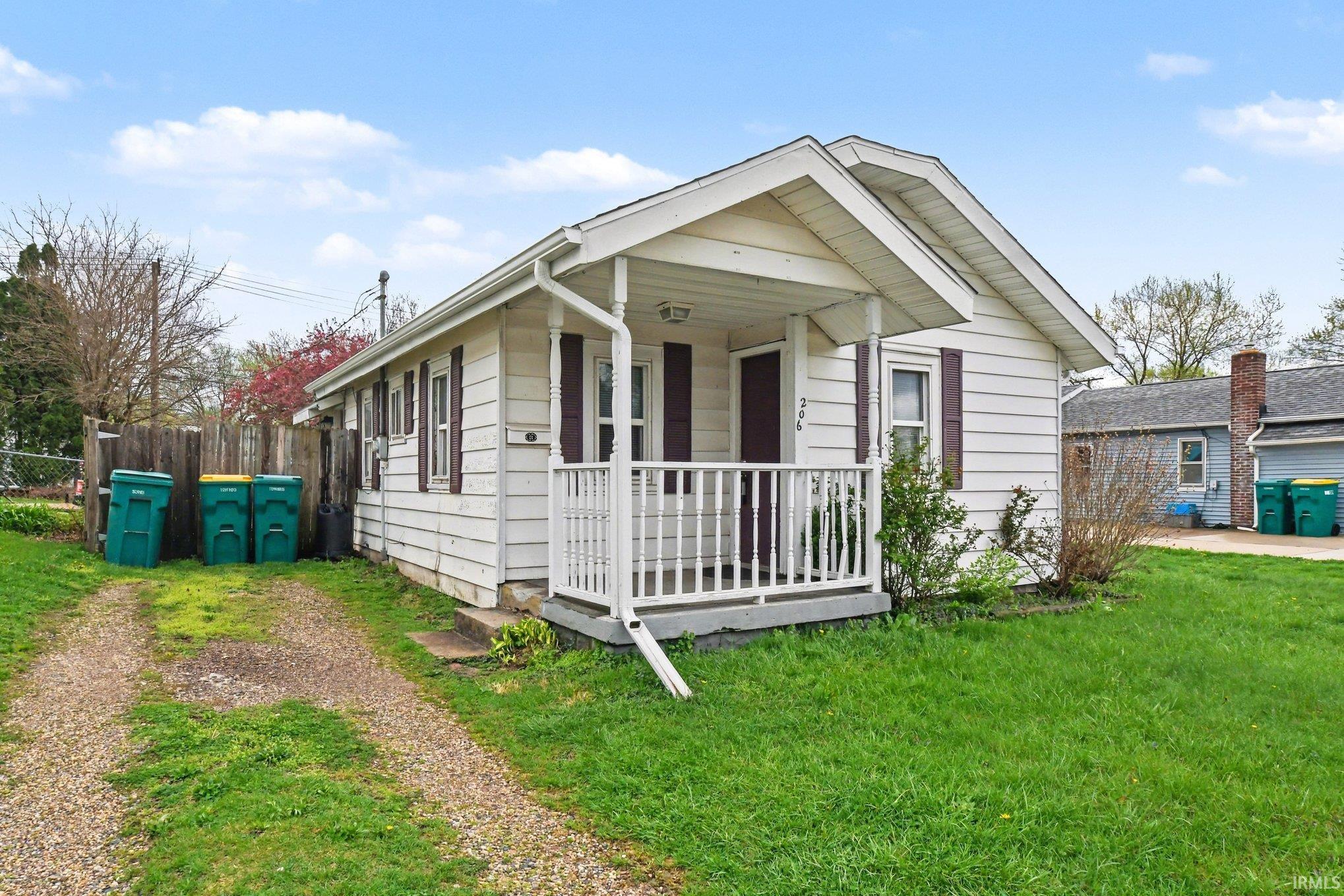 206 Helen Avenue Mishawaka IN 46544
