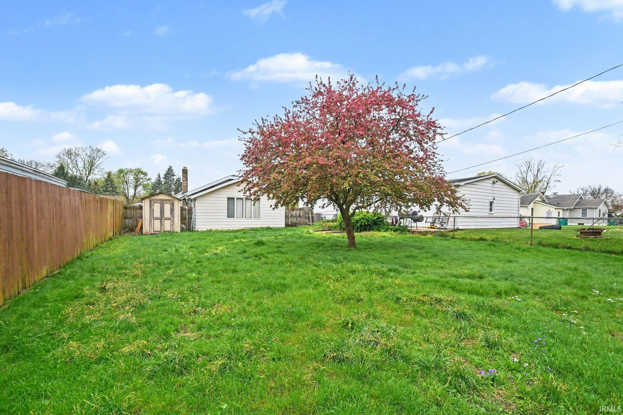 206 Helen Avenue Mishawaka IN 46544