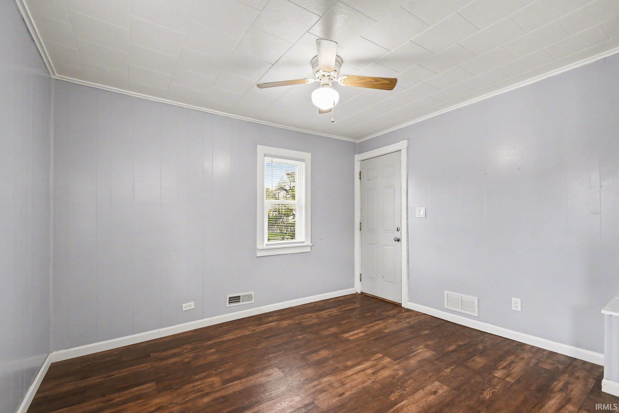 206 Helen Avenue Mishawaka IN 46544