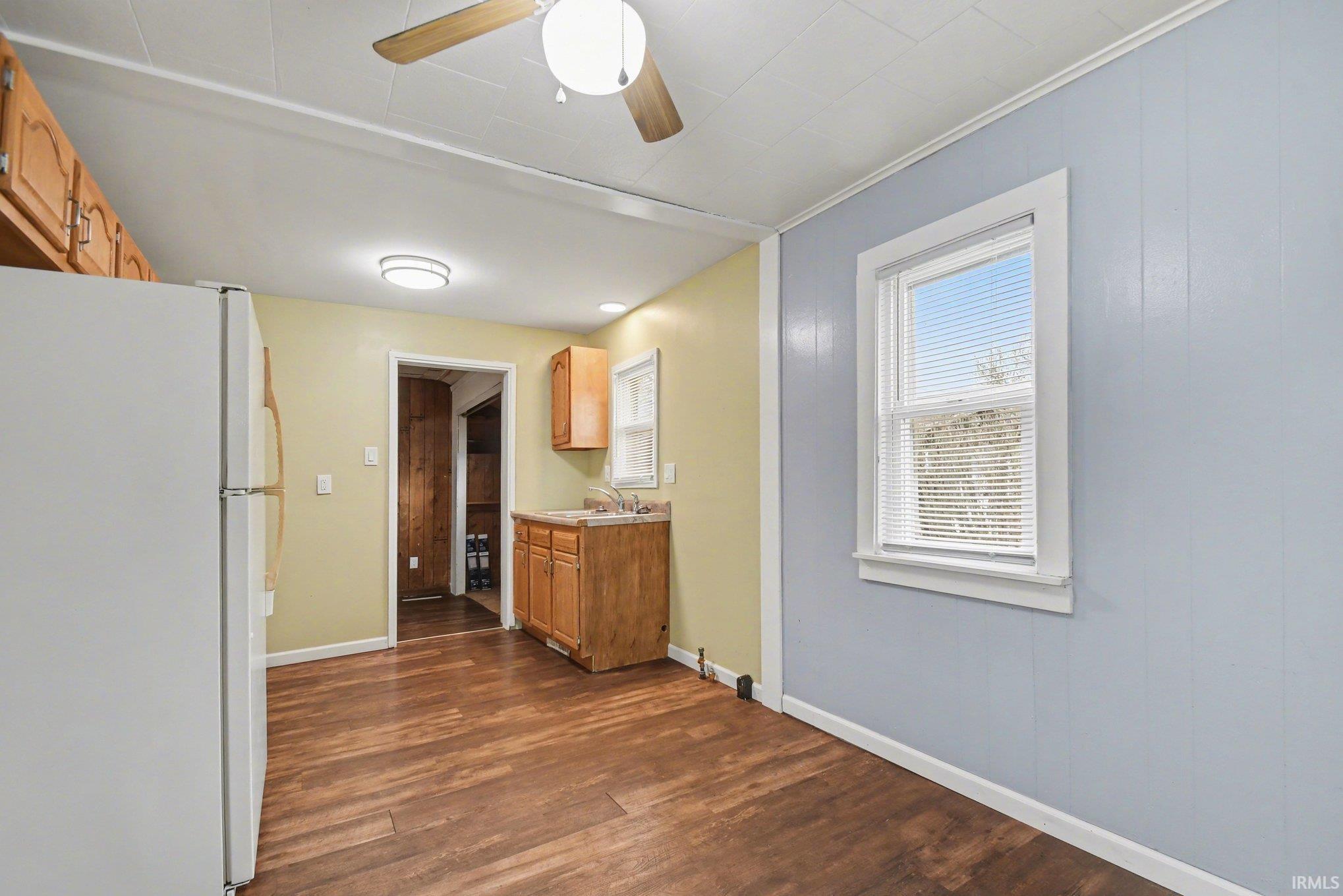 206 Helen Avenue Mishawaka IN 46544