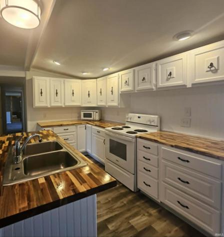 4379 W 250 S Russiaville IN 46979