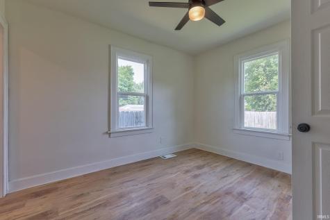 1632 E Illinois Street Evansville IN 47711