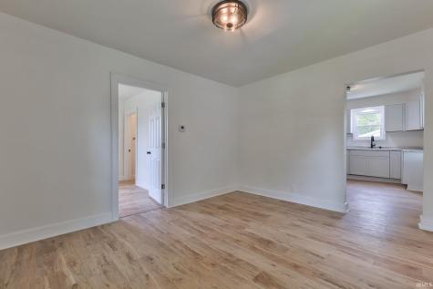 1632 E Illinois Street Evansville IN 47711