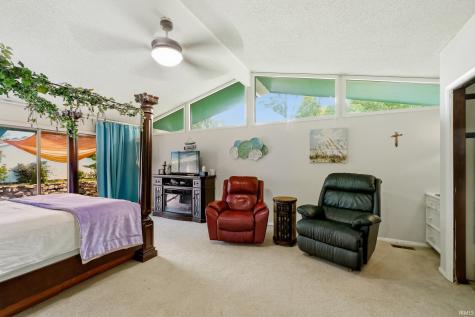 2112 W Sun Valley Parkway Muncie IN 47303
