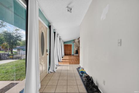 2112 W Sun Valley Parkway Muncie IN 47303