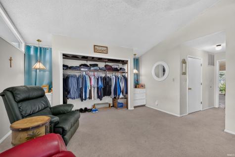 2112 W Sun Valley Parkway Muncie IN 47303